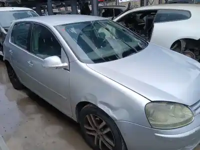 Sloopvoertuig volkswagen golf v (1k1) 1.9 tdi van het jaar 2005 aangedreven bkc