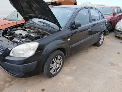 Vehículo de desguace KIA RIO II (JB)  del año 2005 con motor G4EE