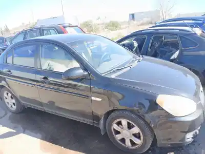 Veículo de Sucata HYUNDAI ACCENT III SEDÁN (MC) 1.5 CRDI GLS do ano 2006 alimentado D4FA