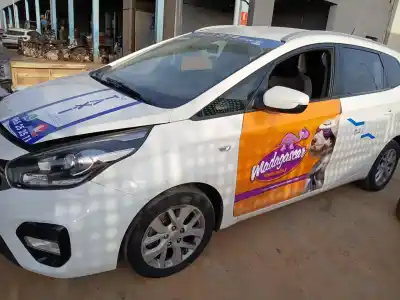 Véhicule à la ferraille kia carens iv 1.7 crdi de l'année 2017 alimenté d4fd