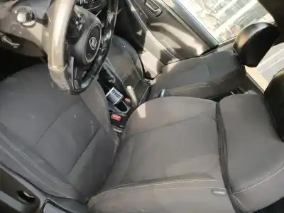 Véhicule à la ferraille kia carens iv 1.7 crdi de l'année 2017 alimenté d4fd