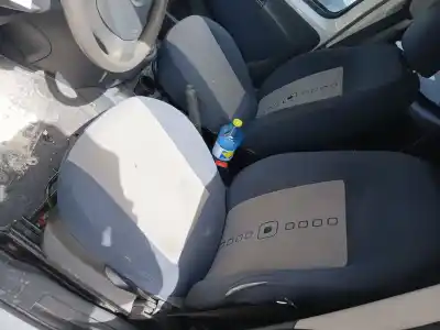 Veicolo di demolizione citroen nemo monospace 1.4 hdi dell'anno 2010 alimentato 8hs (dv4ted)