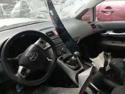 Veículo de Sucata toyota auris (_e15_) 1.4 d-4d (nde150_) do ano 2010 alimentado 1nd