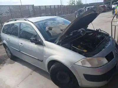 Veículo de Sucata RENAULT MEGANE II RANCHERA FAMILIAR (KM0/1_) 1.5 DCI (KM0F, KM0T, KM2B) do ano 2004 alimentado K9K 722