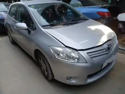 Veículo de Sucata toyota auris (_e15_) 2.0 d-4d (ade150_) do ano 2011 alimentado 1ad