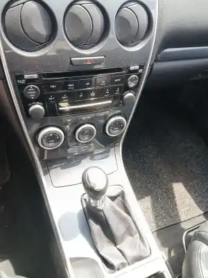 Veículo de Sucata mazda 6 hatchback (gg) 2.0 di (gg14) do ano 2006 alimentado rf