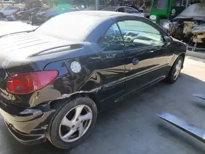 Scrapping Vehicle PEUGEOT 206 CC (2D)  of the year 2000 powered NFU (TU5JP4)