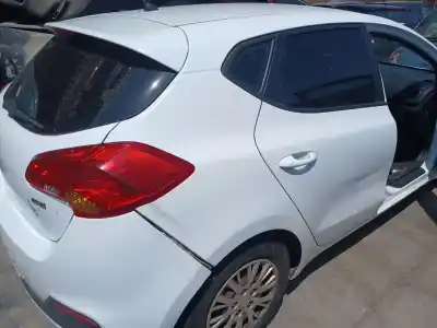 Vehicul casat kia cee'd (jd) 1.4 crdi 90 al anului 2015 alimentat d4fc