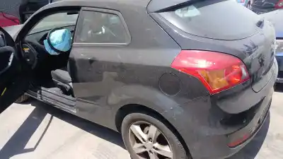 Veicolo di demolizione kia cee'd fastback (ed) 1.4 dell'anno 2012 alimentato g4fa