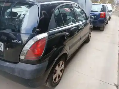 Véhicule à la ferraille KIA RIO II (JB) 1.5 CRDI de l'année 2006 alimenté D4FA