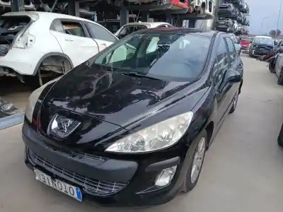 Veicolo di demolizione PEUGEOT 308 I (4A_, 4C_) 1.6 16V dell'anno 2008 alimentato 5FW