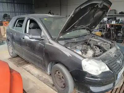 Scrapping Vehicle VOLKSWAGEN POLO (9N3)  of the year 2008 powered 