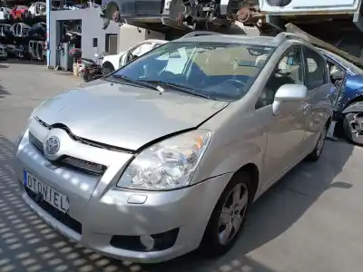 Verschrottungsfahrzeug TOYOTA COROLLA VERSO (ZER_, ZZE12_, R1_)  des Jahres 2008 angetrieben 1ZZ-FE