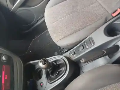 Verschrottungsfahrzeug seat leon (1p1) 1.6 tdi des jahres 2010 angetrieben cay