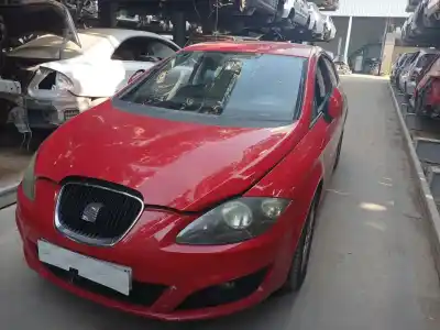 Здавання транспортного засобу SEAT LEON (1P1)  року 2010 потужний CAY