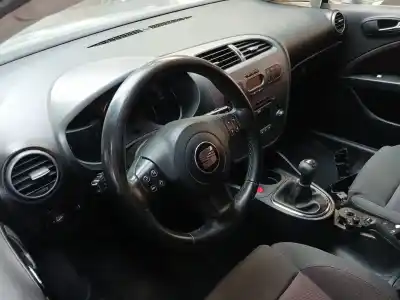 Vehicul casat seat leon (1p1) 2.0 tdi 16v al anului 2005 alimentat bkd