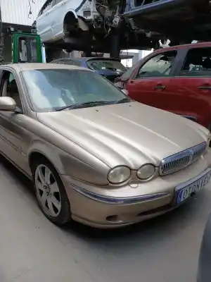 Vehículo de desguace JAGUAR X-TYPE I (X400)  del año 2005 con motor FMBA,FMBB