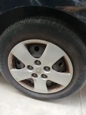 Veicolo di demolizione kia cee'd sw (ed) 1.6 dell'anno 2011 alimentato g4fc