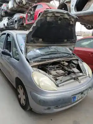 Vehículo de desguace CITROEN XSARA PICASSO (N68)  del año 2001 con motor NFV