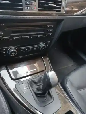 Veículo de Sucata bmw 3 touring (e91) 320 d do ano 2011 alimentado n47d20c