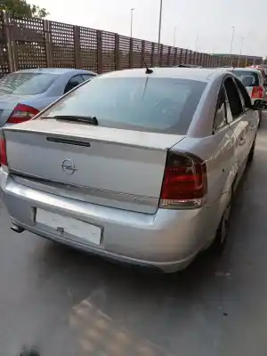Scrapping Vehicle opel vectra c gts (z02) 1.9 cdti (f68) of the year 2004 powered z 19 dth