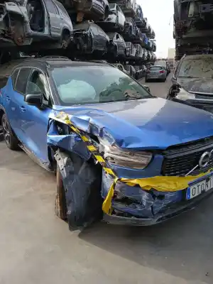 Veículo de Sucata volvo xc40 (536) t5 plug-in hybrid do ano 2021 alimentado b 3154 t5