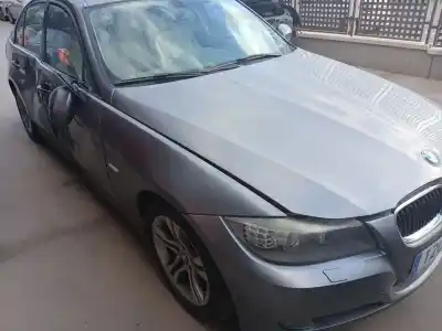 Veicolo di demolizione bmw 3 (e90) 320 d dell'anno 2011 alimentato m47 d20 (204d4),n47 d20 a,n47 d20 c