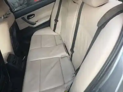 Veicolo di demolizione bmw 3 (e90) 320 d dell'anno 2011 alimentato m47 d20 (204d4),n47 d20 a,n47 d20 c