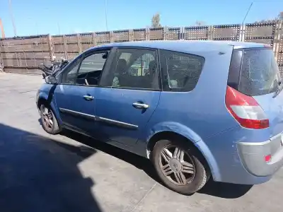 Vehículo de desguace RENAULT GRAND SCÉNIC II (JM0/1_)  del año 2004 con motor F9Q D8