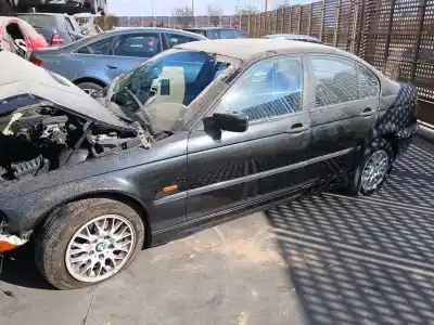 Scrapping Vehicle bmw 3 (e46) 318 i of the year 1999 powered 19-4e-1 g