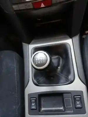 Veicolo di demolizione subaru legacy v (bm) 2.0 d awd (bmd) dell'anno 2011 alimentato ee20