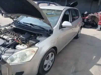 Veicolo di demolizione kia pro cee'd (ed) 1.6 crdi 90 dell'anno 2008 alimentato d4fb