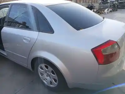 Vehicul casat audi a4 b6 (8e2) 2.0 al anului 2001 alimentat awx