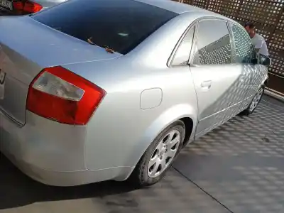 Vehicul casat audi a4 b6 (8e2) 2.0 al anului 2001 alimentat awx