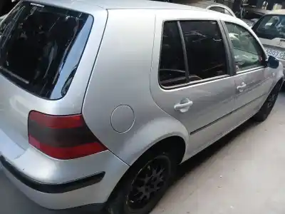 Veículo de Sucata volkswagen golf iv (1j1) 1.9 tdi do ano 2002 alimentado asv