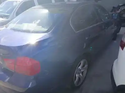 Veicolo di demolizione bmw 3 (e90) 320 d dell'anno 2011 alimentato n47 d20 c