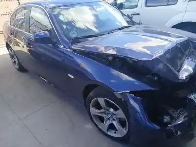 Veicolo di demolizione bmw 3 (e90) 320 d dell'anno 2011 alimentato n47 d20 c