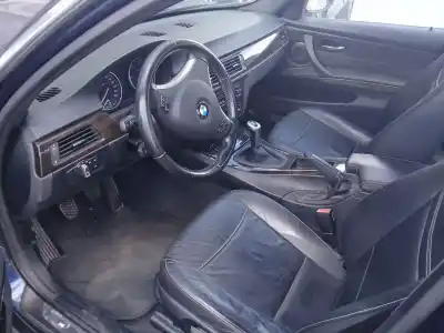 Veicolo di demolizione bmw 3 (e90) 320 d dell'anno 2011 alimentato n47 d20 c