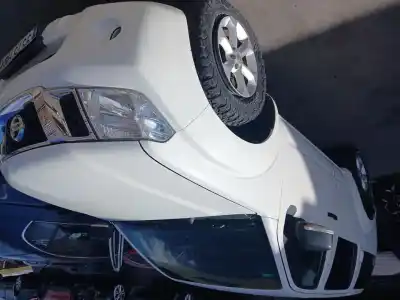 Veículo de Sucata nissan pathfinder iii (r51) 2.5 dci 4wd do ano 2011 alimentado yd25