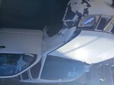 Veículo de Sucata NISSAN PATHFINDER III (R51) 2.5 DCI 4WD do ano 2011 alimentado YD25