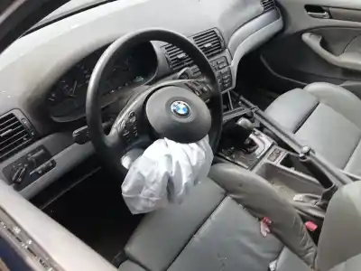 Veículo de Sucata bmw 3 touring (e46) 318 i do ano 2004 alimentado n42 b20 a