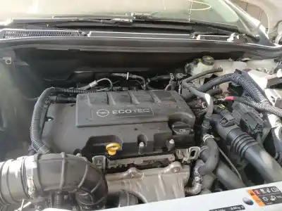 Véhicule à la ferraille opel astra j gtc 1.4 (08) de l'année 2013 alimenté a 14 net,luj