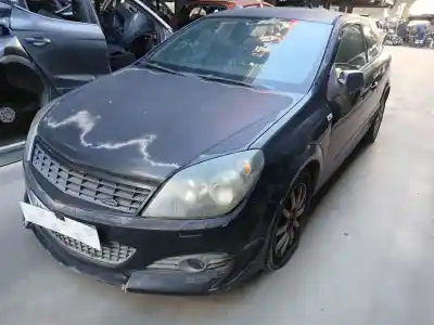 Veículo de Sucata OPEL ASTRA H GTC (A04) 1.7 CDTI (L08) do ano 2006 alimentado Z 17 DTH