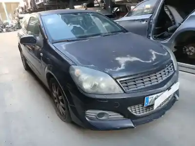Veículo de Sucata opel astra h gtc (a04) 1.7 cdti (l08) do ano 2006 alimentado z 17 dth