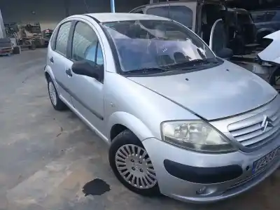 Véhicule à la ferraille CITROEN C3 I (FC_, FN_)  de l'année 2005 alimenté 8HZ
