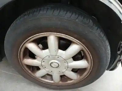 Véhicule à la ferraille mini mini (r50, r53) cooper de l'année 2002 alimenté w10b16a g