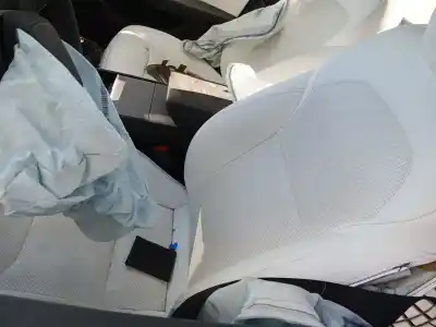 Sloopvoertuig tesla model 3 (5yj3) ev awd van het jaar 2024 aangedreven 3d3,3d7