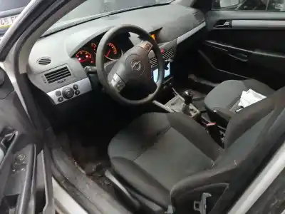Здавання транспортного засобу opel astra h (a04) 1.9 cdti (l48) року 2005 потужний z 19 dth
