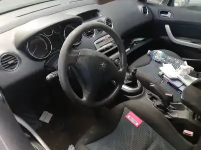 Veicolo di demolizione PEUGEOT 308 I (4A_, 4C_)  dell'anno 2011 alimentato 5FS