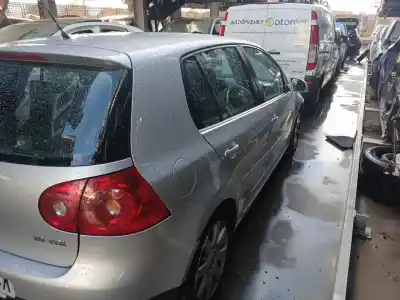Veicolo di demolizione VOLKSWAGEN GOLF V (1K1)  dell'anno 2006 alimentato BXE
